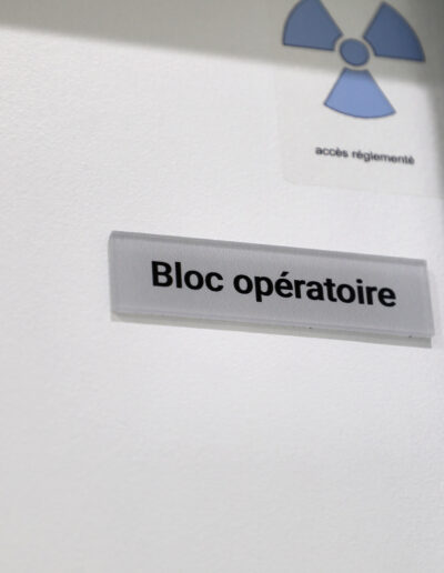 Signalétique du bloc opératoire au cabinet dentaire Dr Marouane Bahri